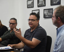 AGEUNI analisa propostas de parcerias entre a UENP e empresas da região
