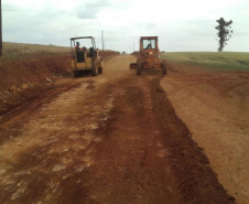 Estrada rural entre Mamborê e Luiziana receberá manutenção de R$ 7,2 mi 