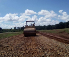 Estrada rural entre Mamborê e Luiziana receberá manutenção de R$ 7,2 mi 