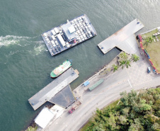 Ferry boat de Guaratuba opera normalmente após troca de ponte 