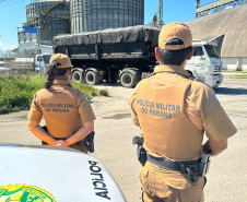 Polícia Militar apreende mais de 10 toneladas de fertilizantes furtados, em Paranaguá