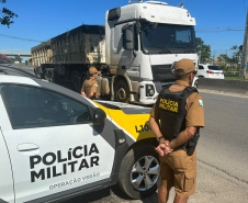Polícia Militar apreende mais de 10 toneladas de fertilizantes furtados, em Paranaguá