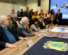Vice Governador Darci Piana participa  de encontro com os parceiros envolvidos na retomada do Serviço Aeromédico da PRF no Paraná - Foto: Ari Dias/AEN
