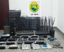 Polícia Militar prende cinco pessoas por desmanche e clonagem de veículos, em Pinhais