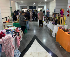  primeira edição da Mostra Paranaense de Economia Solidária no térreo do Palácio das Araucárias, em Curitiba.