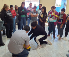 Em Prudentópolis, mulheres se formam encanadoras em curso de manutenção hidrossanitária da Sanepar