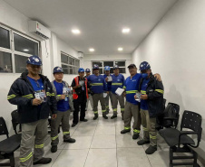 Portos do Paraná conscientiza sobre teste com etilômetro e separação de resíduos