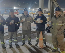 Portos do Paraná conscientiza sobre teste com etilômetro e separação de resíduos