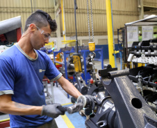 Jovens ocuparam maior parte das vagas de trabalho em junho, segundo Caged