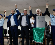 Governo inaugura última escola paralisada pela Operação Quadro Negro, em Campo Largo