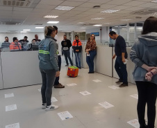 Portos do Paraná conscientiza sobre teste com etilômetro e separação de resíduos