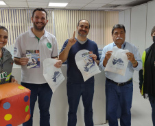 Portos do Paraná conscientiza sobre teste com etilômetro e separação de resíduos