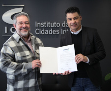 Estado fecha parceria com ICI para desenvolver novos serviços públicos