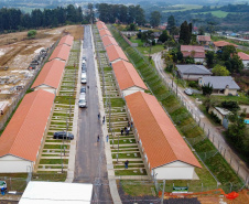 Lapa, 10 de agosto de 2023 - O governo do Paraná realiza na Lapa a entrega de 118 moradias populares, sendo 94 por meio do programa Casa Fácil.