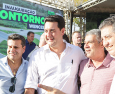 O governador Carlos Massa Ratinho Junior entregou oficialmente nesta quinta-feira (17) o Contorno Sul de Wenceslau Braz, no Norte Pioneiro. 