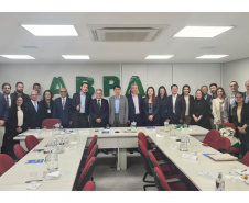 Paraná apresenta potencial produtivo e estrutura de defesa agropecuária e a autoridades chinesas 