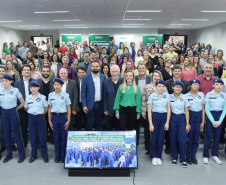 Governo inaugura, em Campo Largo, última escola paralisada pela Quadro Negro