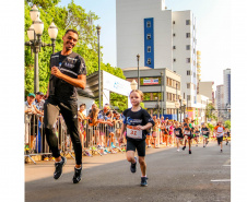 Corrida de Rua pelos 60 anos da Sanepar reúne mais de 750 atletas em Pato Branco