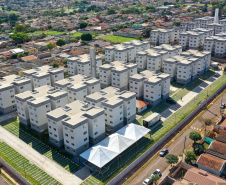 Governador Carlos Massa Ratinho Jr inaugura 240 apartamentos, dos quais 166 receberam subsídio do Governo do Estado, totalizando R$ 2,5 milhões de investimento.