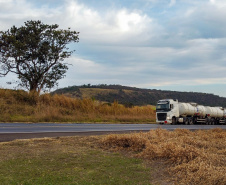 Leilão do 2º lote das novas concessões rodoviárias do Paraná será no dia 29