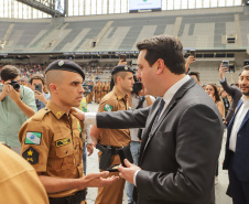 Curitiba, 12 de setembro de 2023 - O governador Carlos Massa Ratinho Jr. participa da formatura de soldados da Polícia Militar do Paraná na Ligga Arena.