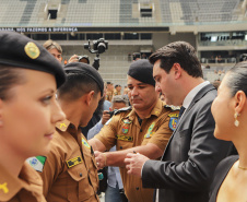 Curitiba, 12 de setembro de 2023 - O governador Carlos Massa Ratinho Jr. participa da formatura de soldados da Polícia Militar do Paraná na Ligga Arena.