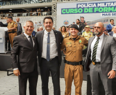 Curitiba, 12 de setembro de 2023 - O governador Carlos Massa Ratinho Jr. participa da formatura de soldados da Polícia Militar do Paraná na Ligga Arena.