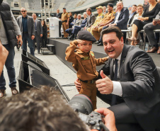 Curitiba, 12 de setembro de 2023 - O governador Carlos Massa Ratinho Jr. participa da formatura de soldados da Polícia Militar do Paraná na Ligga Arena.