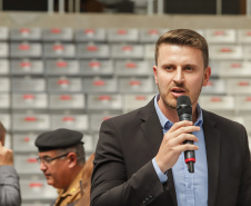 Curitiba, 12 de setembro de 2023 - O governador Carlos Massa Ratinho Jr. participa da formatura de soldados da Polícia Militar do Paraná na Ligga Arena.