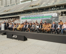 Curitiba, 12 de setembro de 2023 - O governador Carlos Massa Ratinho Jr. participa da formatura de soldados da Polícia Militar do Paraná na Ligga Arena.