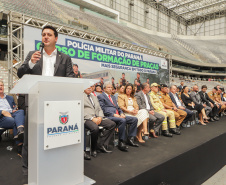 Curitiba, 12 de setembro de 2023 - O governador Carlos Massa Ratinho Jr. participa da formatura de soldados da Polícia Militar do Paraná na Ligga Arena.