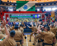 Governador Carlos Massa Ratinho Junior participa da cerimônia que marca a conclusão do treinamento dos novos policiais militares.