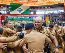 Governador Carlos Massa Ratinho Junior participa da cerimônia que marca a conclusão do treinamento dos novos policiais militares.