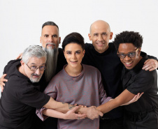 Pato Fu celebra 30 Anos de sucesso no Guairão