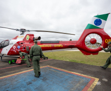 Ratinho Junior autoriza envio de aeronave para ajudar vítimas das chuvas no Rio Grande do Sul