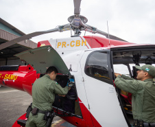 Ratinho Junior autoriza envio de aeronave para ajudar vítimas das chuvas no Rio Grande do Sul