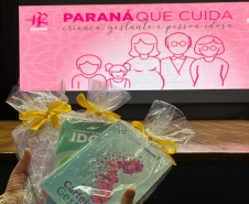  Paraná que cuida: Governo lança Caderneta de Saúde do Idoso e versão atualizada para crianças e gestantes  