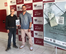 Policial penal transforma dissertação de mestrado em livro sobre educação e disciplina prisional