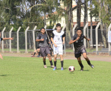 Encerrou no último fim de semana a Fase Macrorregional da 69ª edição dos Jogos Escolares do Paraná - Bom de Bola, nas cidades de Campina Grande do Sul, Rebouças, Planalto, Terra Roxa, Goioerê, Jardim Olinda, Jardim Alegre e Salto do Itararé. A etapa contou com 2.807 participantes, de 110 escolas paranaenses, representando 91 municípios