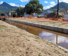 Com estruturas finalizadas, revitalização da Orla de Matinhos chega a 86% de conclusão