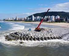Com estruturas finalizadas, revitalização da Orla de Matinhos chega a 86% de conclusão