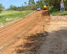 PR-511 Conservação de estrada rural atende distrito em Contenda 