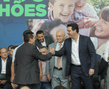 Curitibam 25 de setembro de 2023 - O governador Carlos Massa Ratinho Jr. realiza encontro com prefeitos e entrega mais de R$ 400 milhões em melhorias às cidades paranaenses.