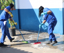 Programa Mãos Amigas conta com equipe feminina para atendimento a colégios da rede estadual em Curitiba