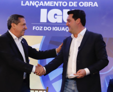 O governador Carlos Massa Ratinho Junior participou nesta terça-feira (19) do evento de início das obras de ampliação do Aeroporto Internacional de Foz do Iguaçu – Cataratas, no Oeste