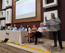 O secretário de Estado da Saúde, Beto Preto, participou, na manhã desta sexta-feira (22), do lançamento da caderneta da saúde em Maringá