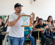  Educação promove encontro para definição dos itinerários formativos nos colégios indígenas do Paraná