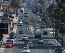 O serviço mais procurado é o de pavimentação de vias urbanas. 