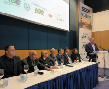 Secretário reforça ações do Estado em saúde bucal no XV Congresso Internacional de Odontologia
