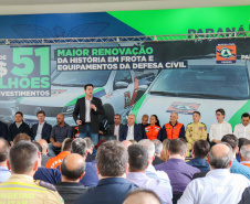 Governador entrega R$ 52 milhões em veículos e equipamentos à Defesa Civil